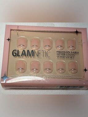 Glamnetic Silver Lining Super Short Press-On Nails